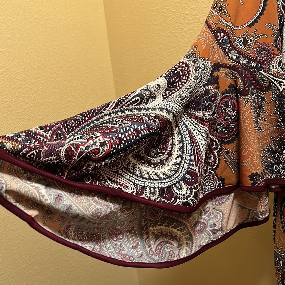 MSK Paisley Bell sleeve top: EUC - Picture 4 of 8